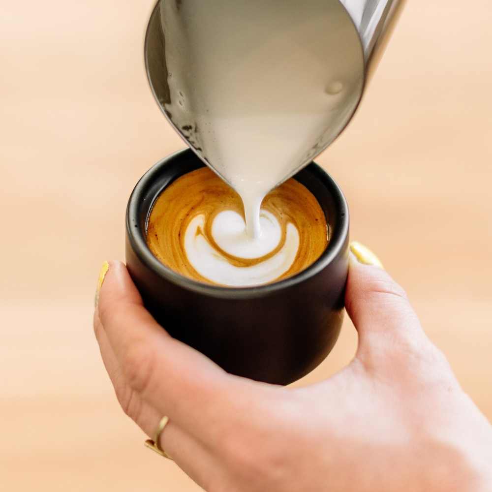 EDDY PITCHER - 12oz Grafito